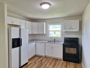 440 W Outer Dr in Oak Ridge, TN - Building Photo - Building Photo