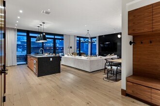 77 Wood Rd in Snowmass Village, CO - Building Photo - Building Photo