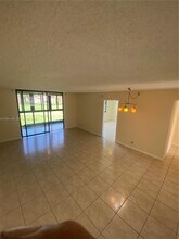 7331 NW 18th St in Margate, FL - Building Photo - Building Photo