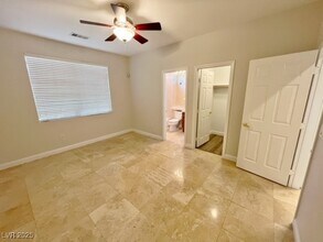 101 N Buteo Woods Ln in Las Vegas, NV - Building Photo - Building Photo