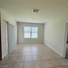 10754 Marlberry Way in North Fort Myers, FL - Building Photo - Building Photo