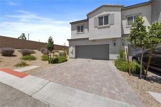 10778 Clarence Ct in Las Vegas, NV - Building Photo - Building Photo