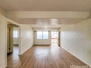 526 N School St in Honolulu, HI - Building Photo - Building Photo