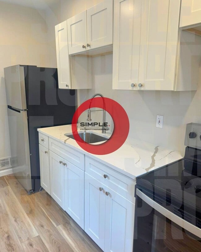 property at 1612 Cotton St