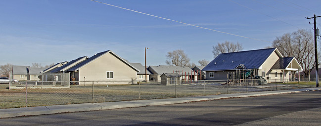 Rio Vista Apartments in Nyssa, OR - Building Photo - Building Photo