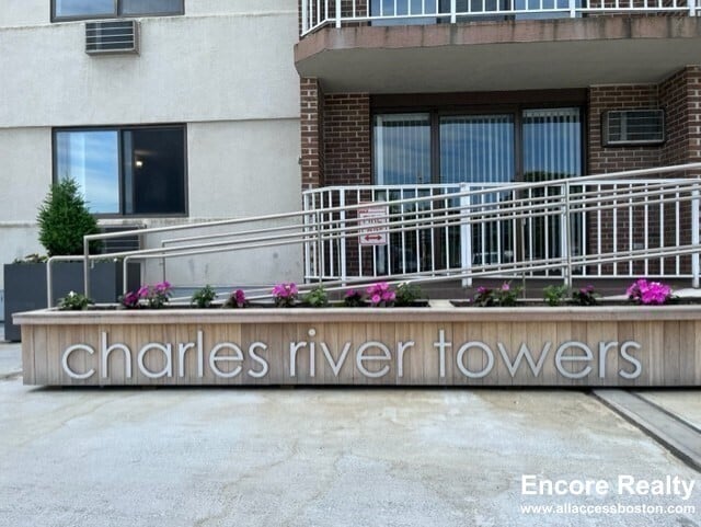 property at 131 Coolidge Ave