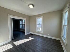 615 44th St in Rock Island, IL - Building Photo - Building Photo