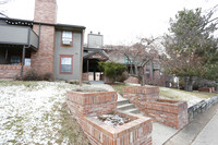 Crown Court Apartments in Boulder, CO - Foto de edificio - Building Photo