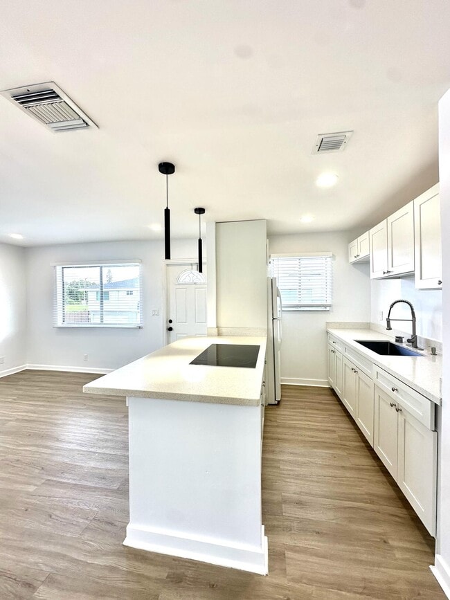 property at 102 E Tiffany Dr