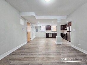 918 Crain St in Evanston, IL - Building Photo - Building Photo