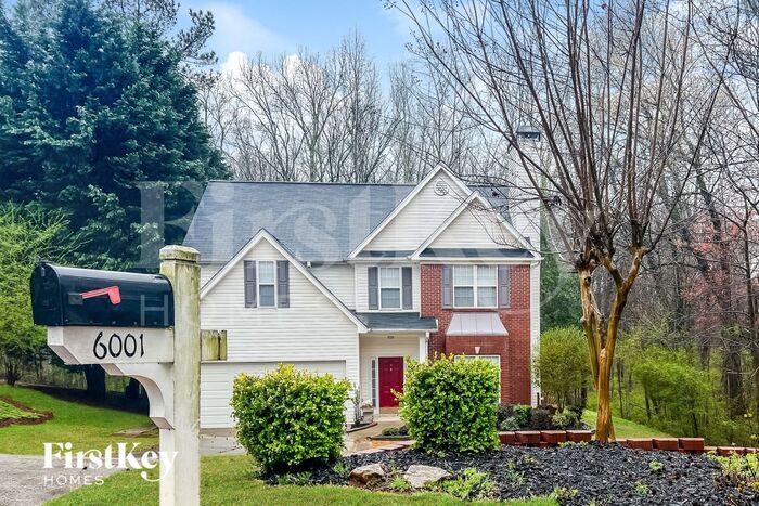6001 Devonshire Dr in Flowery Branch, GA - Building Photo
