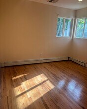 44 E Lake Terrace in Lake Ronkonkoma, NY - Building Photo - Building Photo