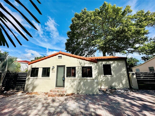 property at 5231 SW 5th Terrace