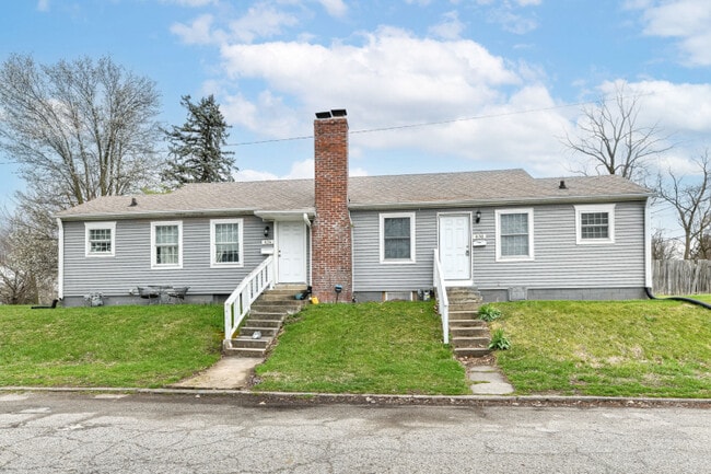 property at 634 W 41st St