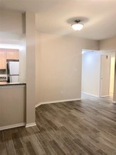 2209 S Braeswood Blvd-Unit -31H in Houston, TX - Building Photo - Building Photo