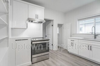 135 NE Jackson St in Hillsboro, OR - Building Photo - Building Photo