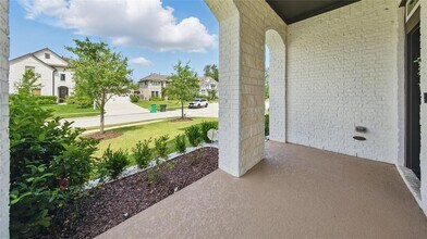 2807 Kingly Pne Trl in Conroe, TX - Building Photo - Building Photo