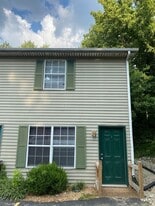 492 W 9th St, Unit 4 in Cookeville, TN - Building Photo