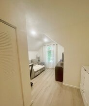 40 Triumph Ct in East Rutherford, NJ - Building Photo - Building Photo