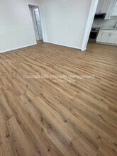 5762 Cedar Ave in Long Beach, CA - Foto de edificio - Building Photo