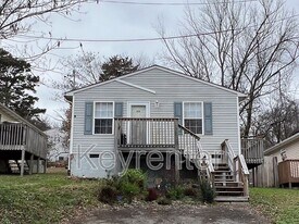 2808 Knott Rd in Knoxville, TN - Building Photo