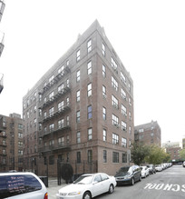 1700 Harrison Ave in Bronx, NY - Foto de edificio - Building Photo