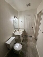 1641 S Thomas St in Visalia, CA - Building Photo - Building Photo