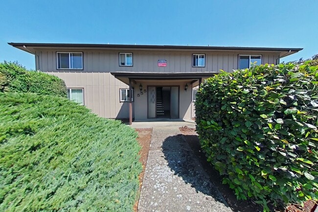 property at 555 NW Kings Blvd