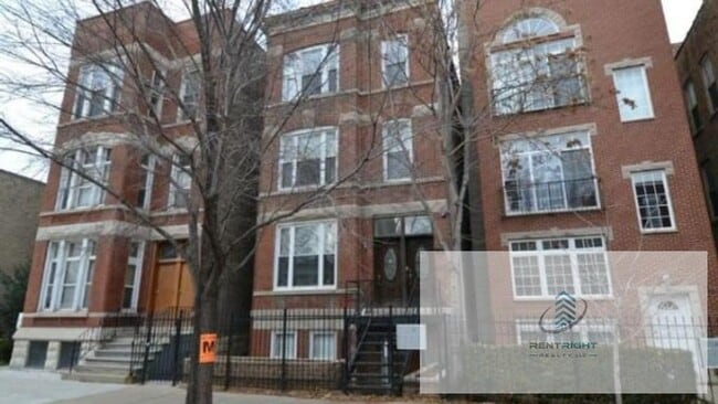 property at 1510 W Erie St