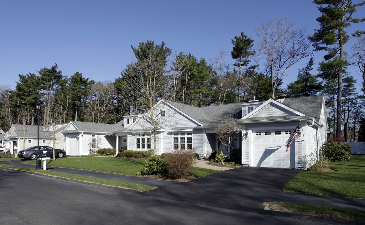 The Village at Duxbury in Duxbury, MA - Foto de edificio