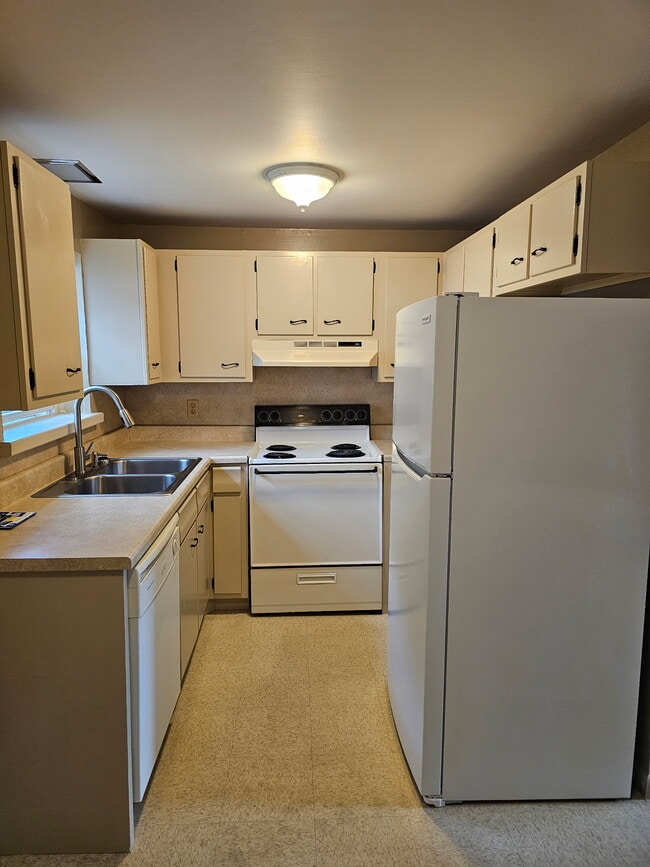 property at 172 Lantern Dr