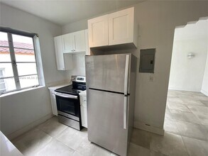 1611 Euclid Ave in Miami Beach, FL - Building Photo - Building Photo