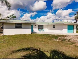 129 Northshore Terrace in Punta Gorda, FL - Building Photo