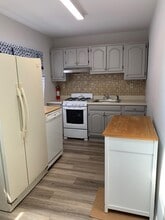 280 N Middletown Rd in Pearl River, NY - Building Photo - Building Photo