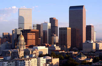 The Verse in Denver, CO - Foto de edificio - Building Photo