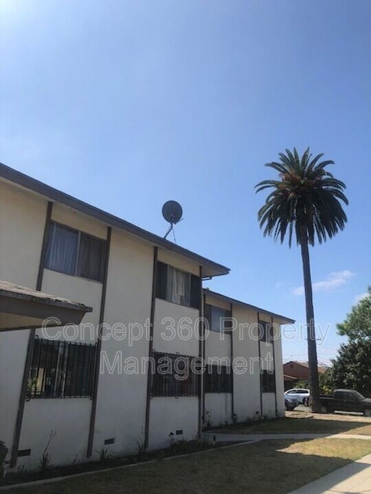 475 E 61ST St in Long Beach, CA - Building Photo