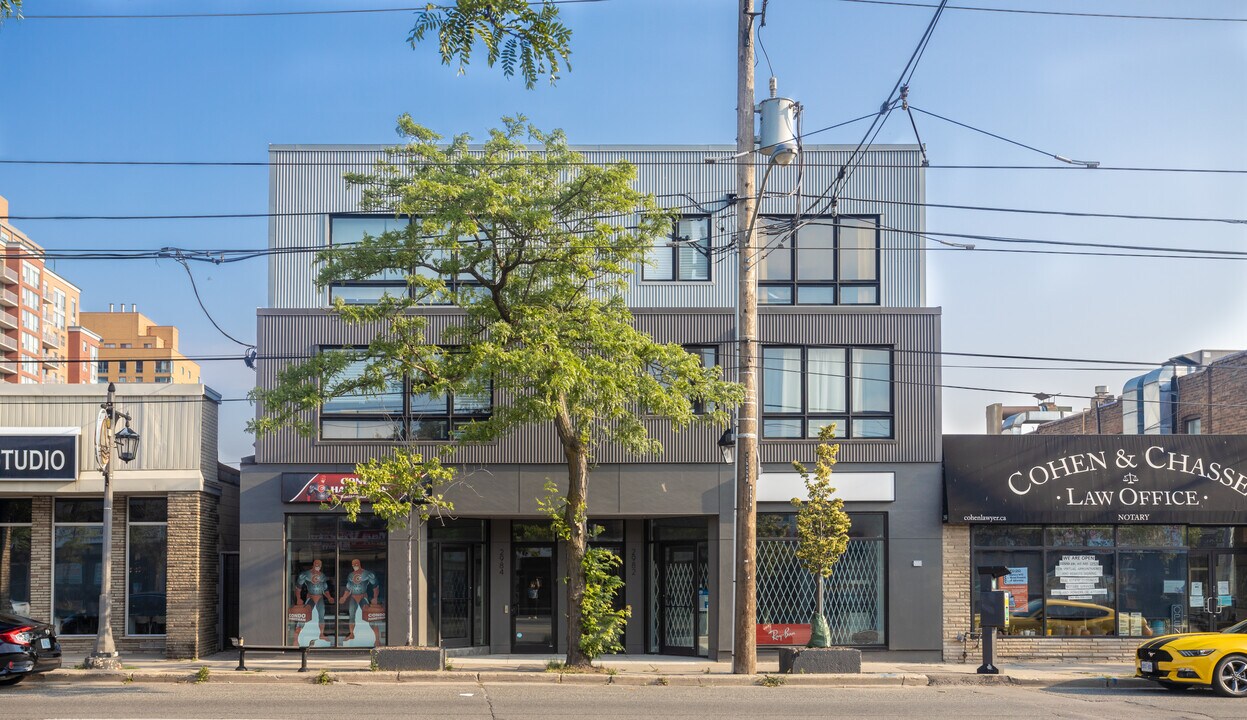 2894-2982 Lake Shore Blvd W in Toronto, ON - Building Photo