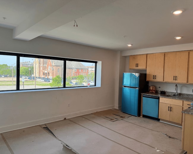 Shipyard Flats in Newport News, VA - Building Photo - Building Photo
