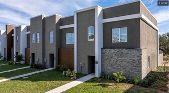 9120 Boracay Ct in Kissimmee, FL - Building Photo