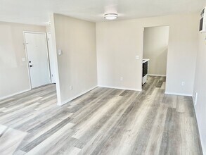 225 E Westview Ave in Spokane, WA - Building Photo - Building Photo