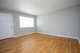 3423 Rosedale Dr NW in Huntsville, AL - Building Photo - Building Photo