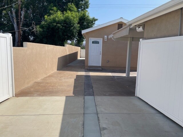 2615 Elizondo Ave, Unit Guest House in Simi Valley, CA - Building Photo - Building Photo
