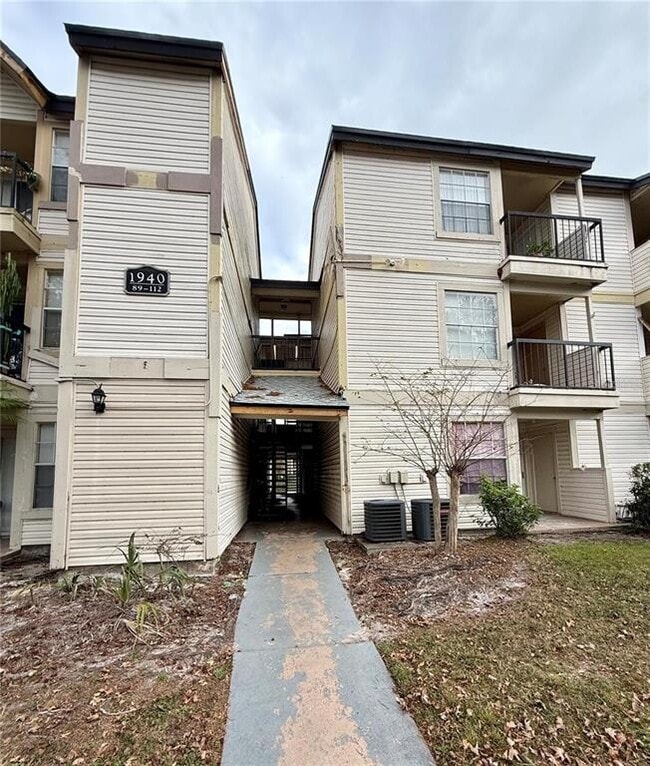 property at 1940 Lake Atriums Cir
