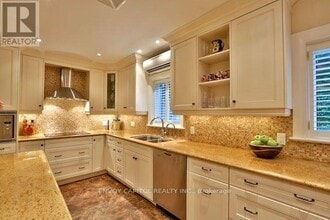 89 St Leonards Ave in Toronto, ON - Building Photo - Building Photo