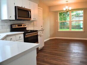 12400 Tree Line Dr in Austin, TX - Building Photo - Building Photo