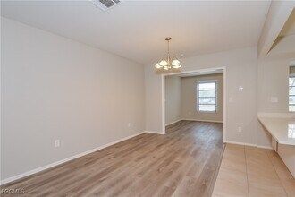 6947 Roslyn Ct in North Port, FL - Building Photo - Building Photo