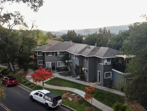 135 Carlton Ave in Los Gatos, CA - Building Photo - Building Photo