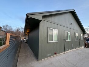 1528 Wilford Ave in Klamath Falls, OR - Foto de edificio - Building Photo