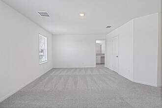 18424 Stellers Sea St in Elgin, TX - Building Photo - Building Photo