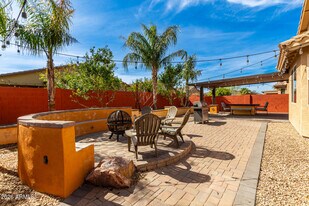 1317 Eucalyptus Ln in San Tan Valley, AZ - Building Photo